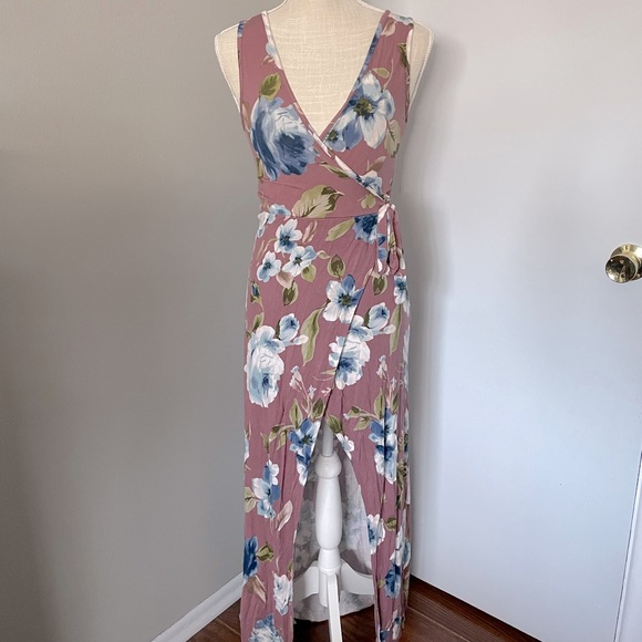 Floral Maxi Dress - Picture 2 of 4